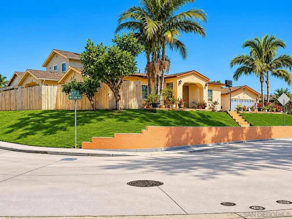 2306 Modesto St, San Diego, CA — listing photo 1