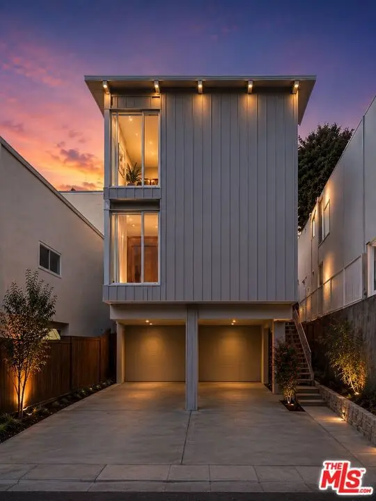 9827 Yoakum Drive, Beverly Hills, CA — listing photo 1