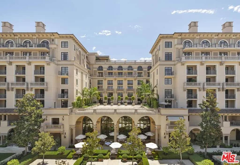225 N Canon Drive 7C, Beverly Hills, CA — listing photo 1