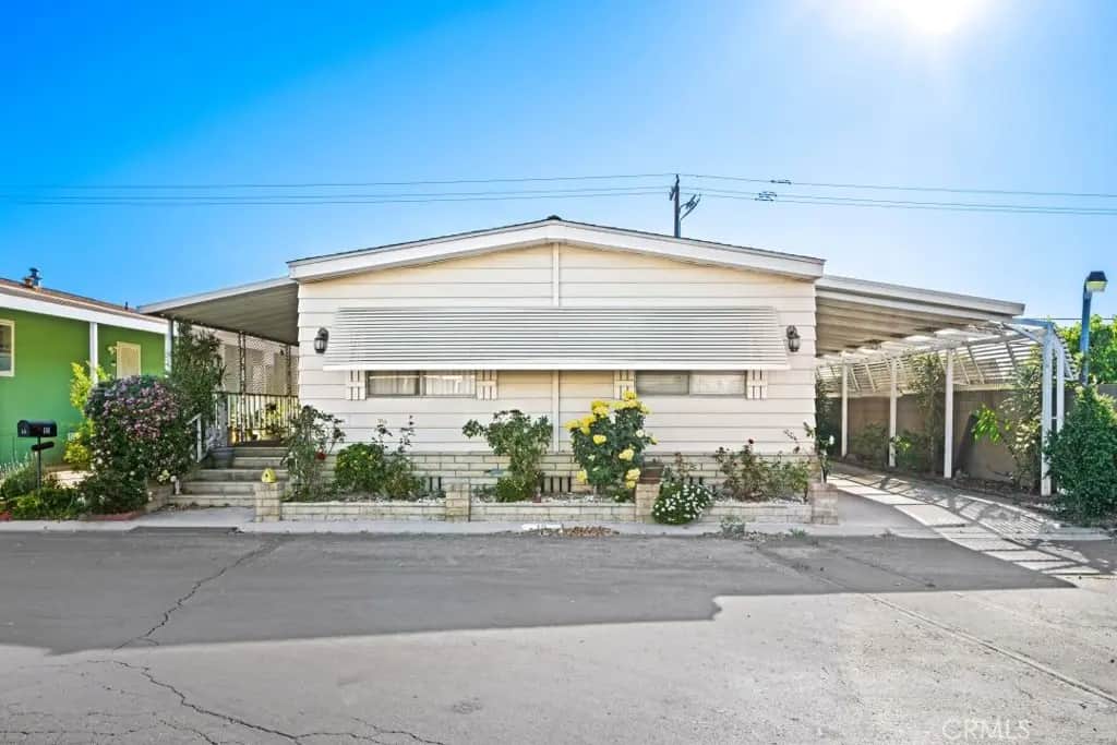 6741 Lincoln 15, Buena Park, CA — listing photo 1