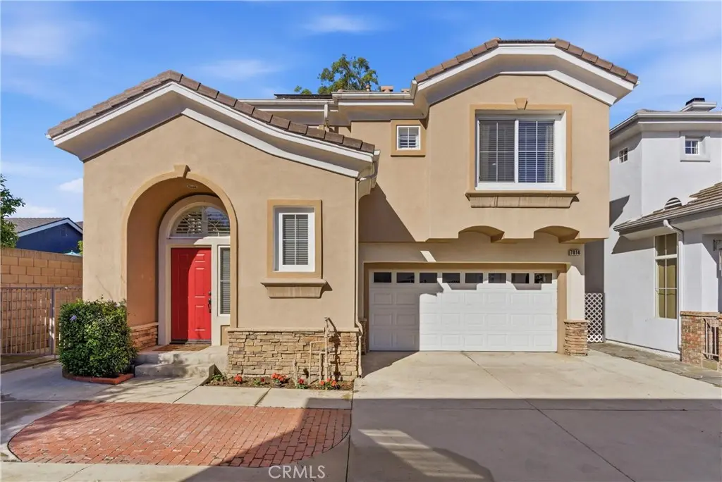 7814 Orchid, Huntington Beach, CA — listing photo 1