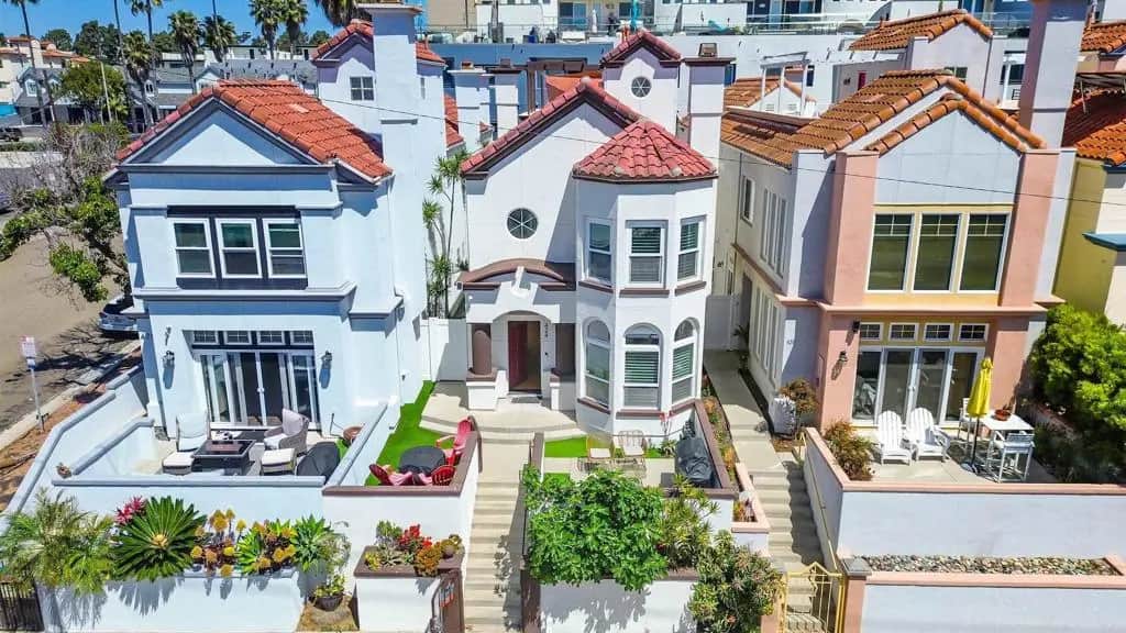 424 N Tremont Street, Oceanside, CA — listing photo 1