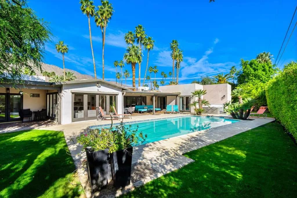 1090 S Calle De Maria, Palm Springs, CA — listing photo 1