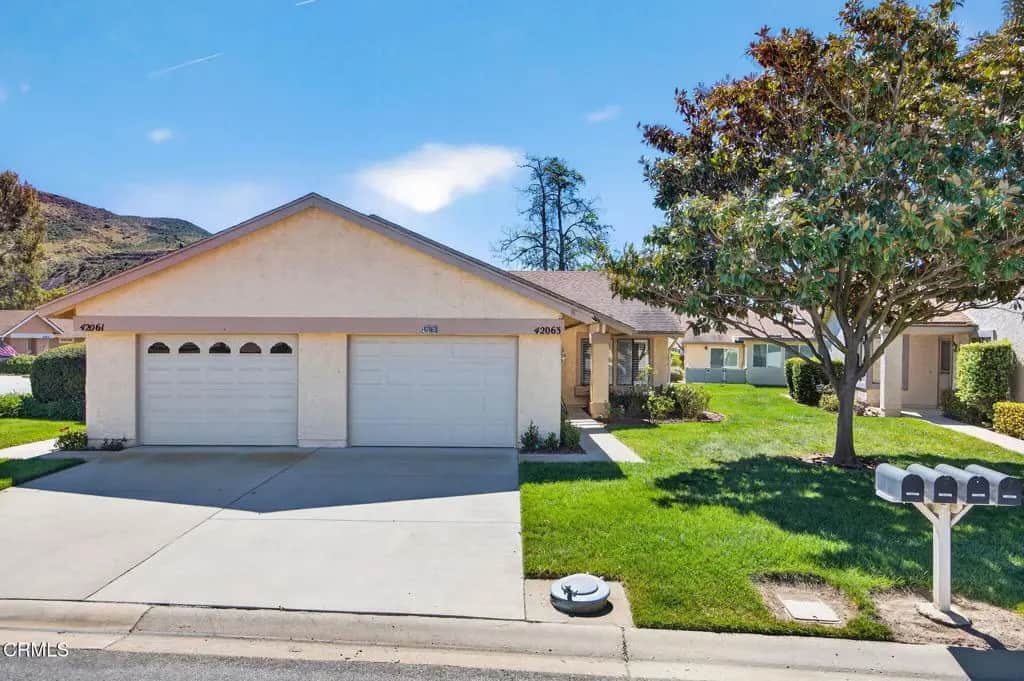 42063 Village 42, Camarillo, CA — listing photo 1