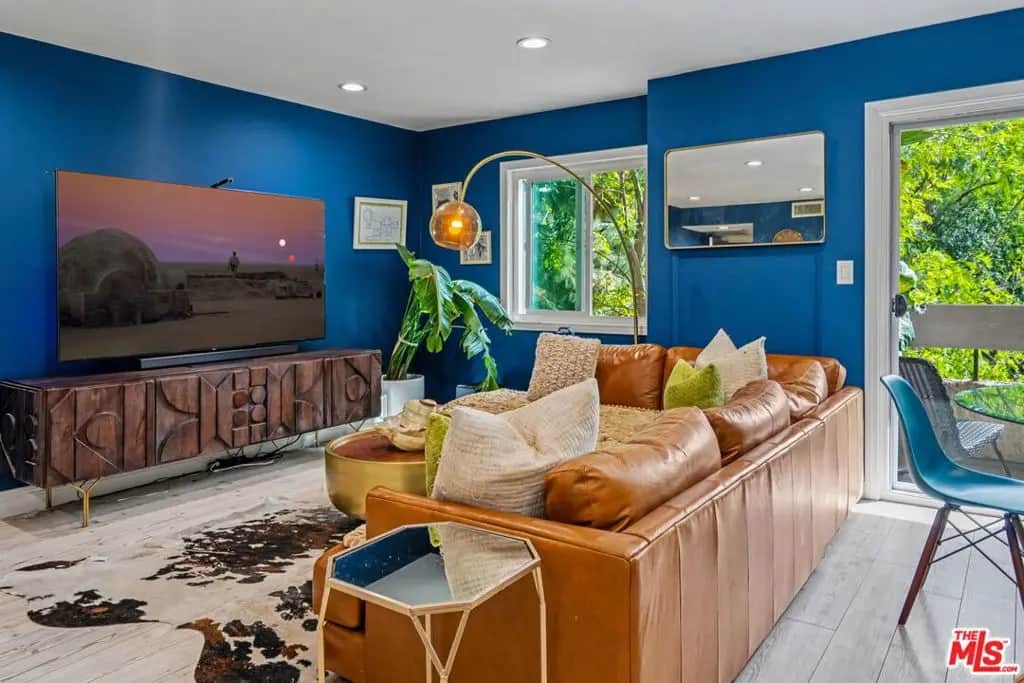 2700 Cahuenga Boulevard 1203, Los Angeles, CA — listing photo 1