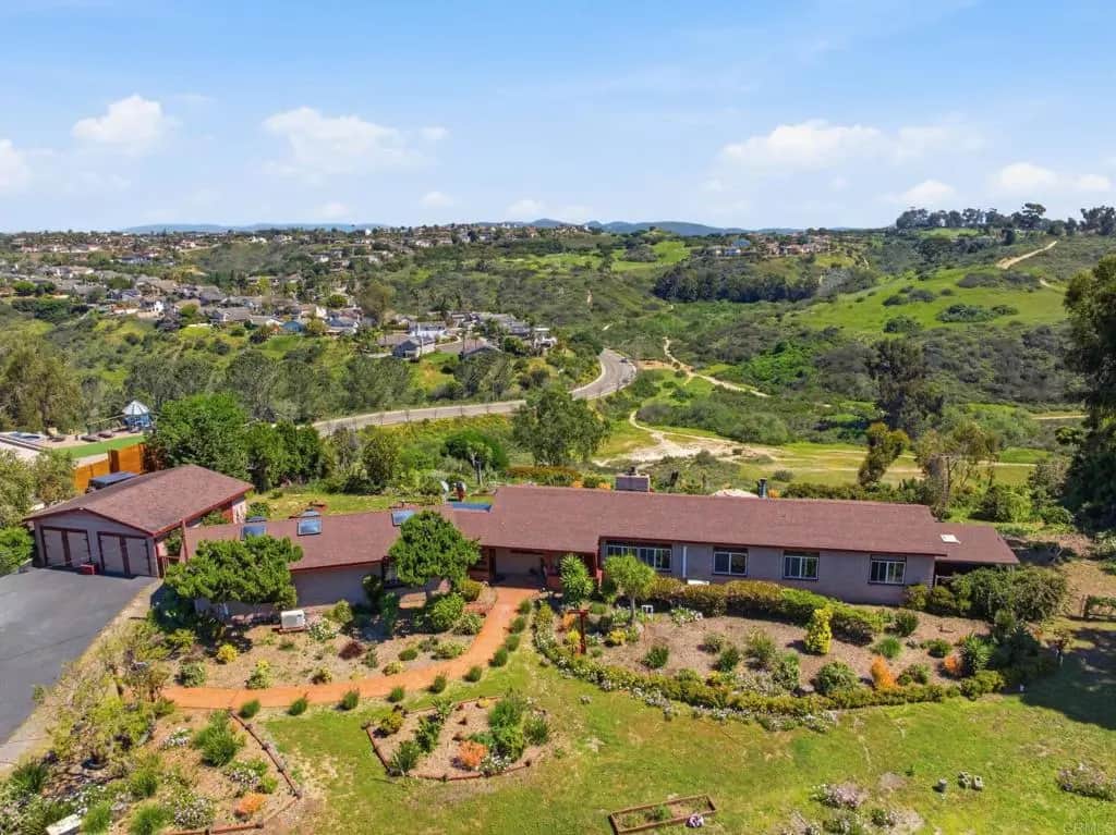 1355 Rainbow Ridge Lane, Encinitas, CA — listing photo 1