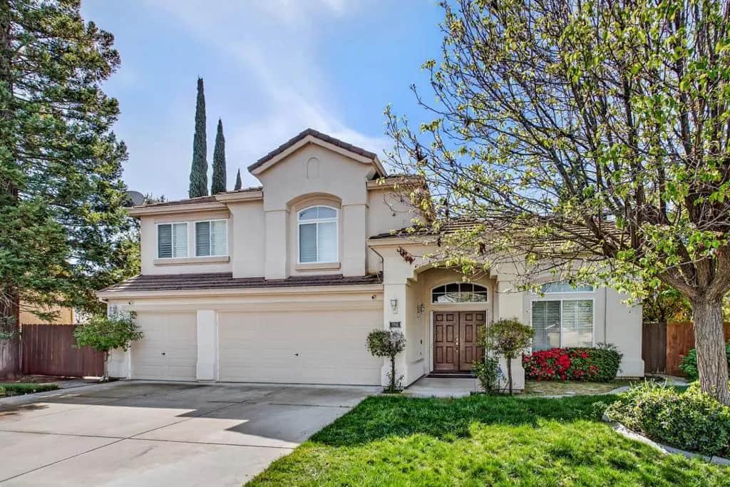 1752 Sierra Brook Court, Manteca, CA — listing photo 1