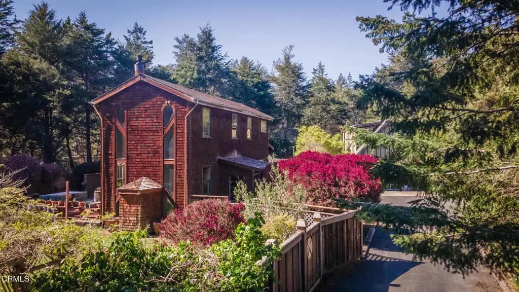 10360 Gary Lane, Mendocino, CA — listing photo 1