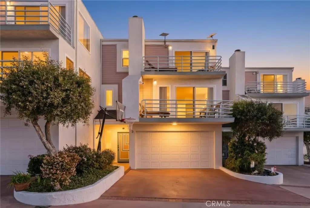 867 Aubrey Court 3, Hermosa Beach, CA — listing photo 1