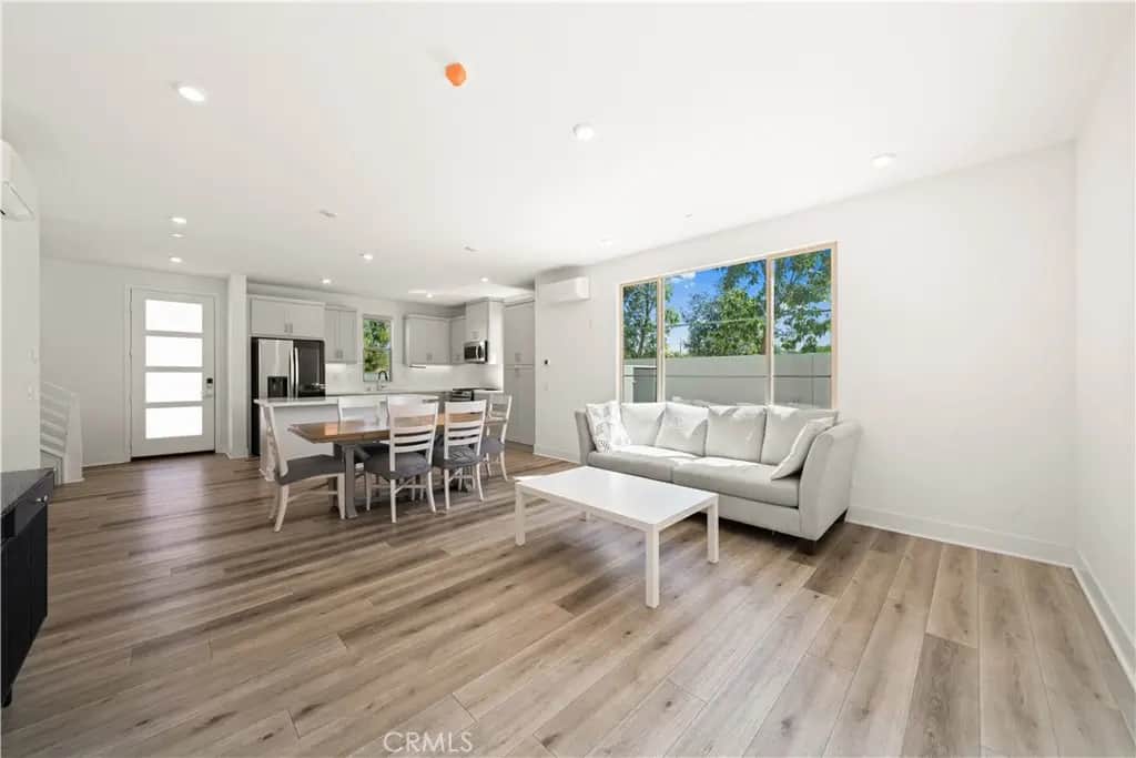 203 Lynx, Irvine, CA — listing photo 1