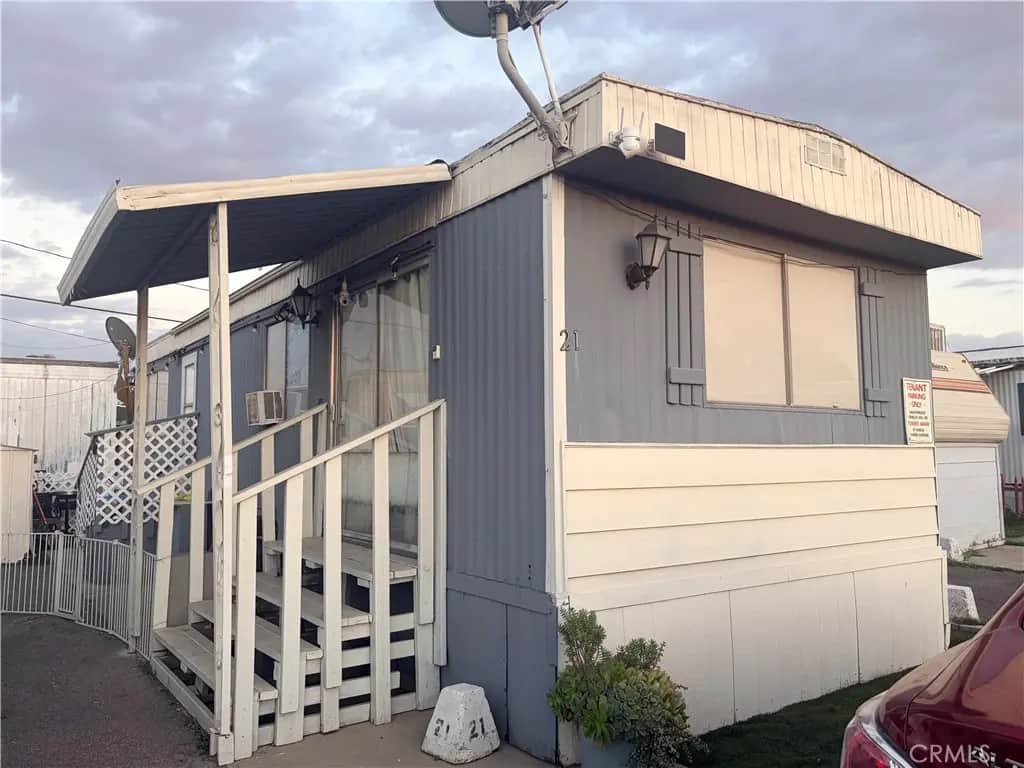 25681 Alessandro Boulevard 21, Moreno Valley, CA — listing photo 1