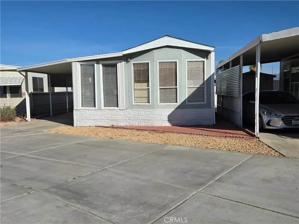 1295 S Cawston 42, Hemet, CA — listing photo 1