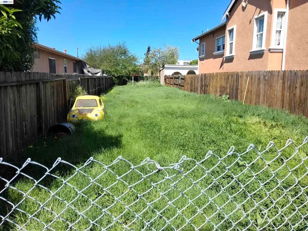 1327 97TH AVE, Oakland, CA — listing photo 1