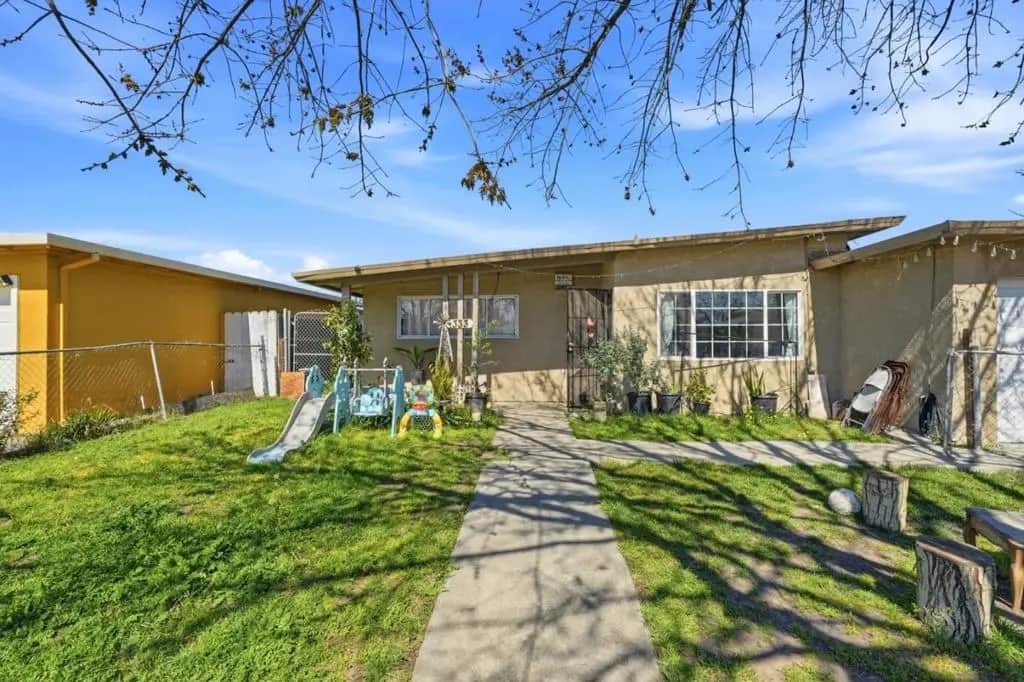 333 W 4th Street, Stockton, CA — listing photo 1