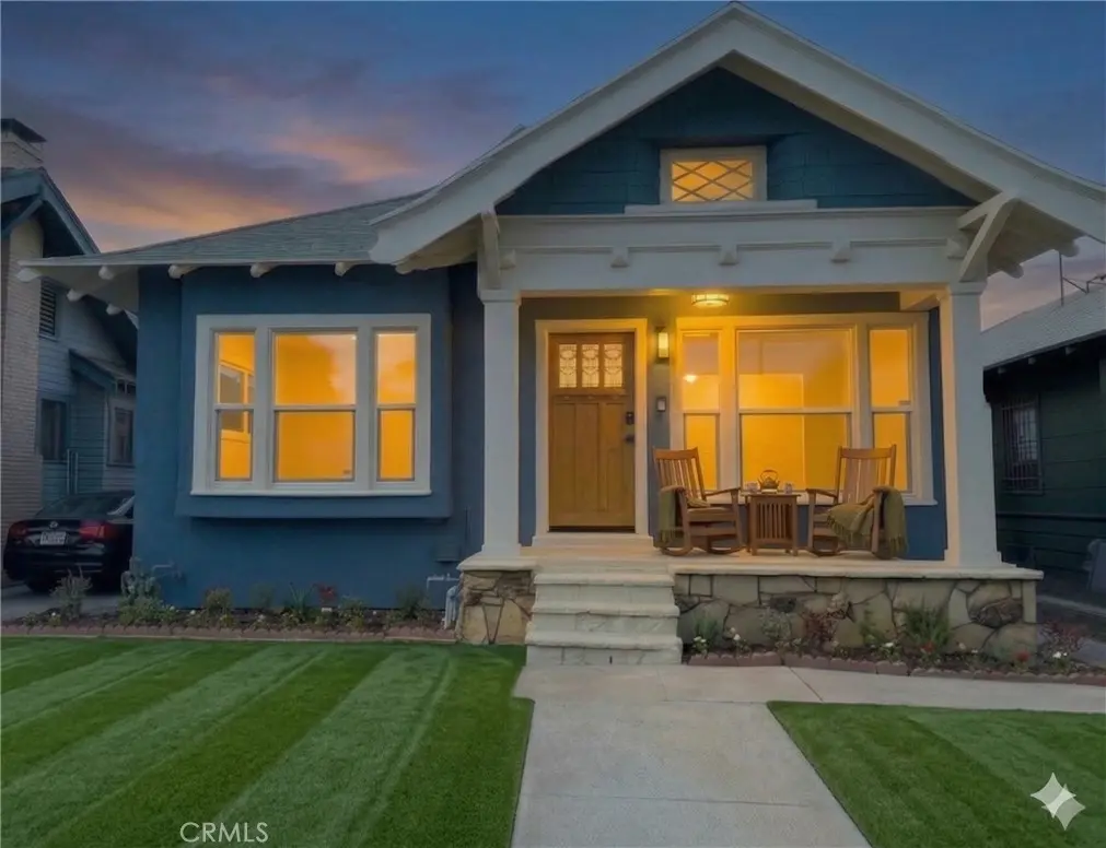 2249 W 30th Street, Los Angeles, CA — listing photo 1