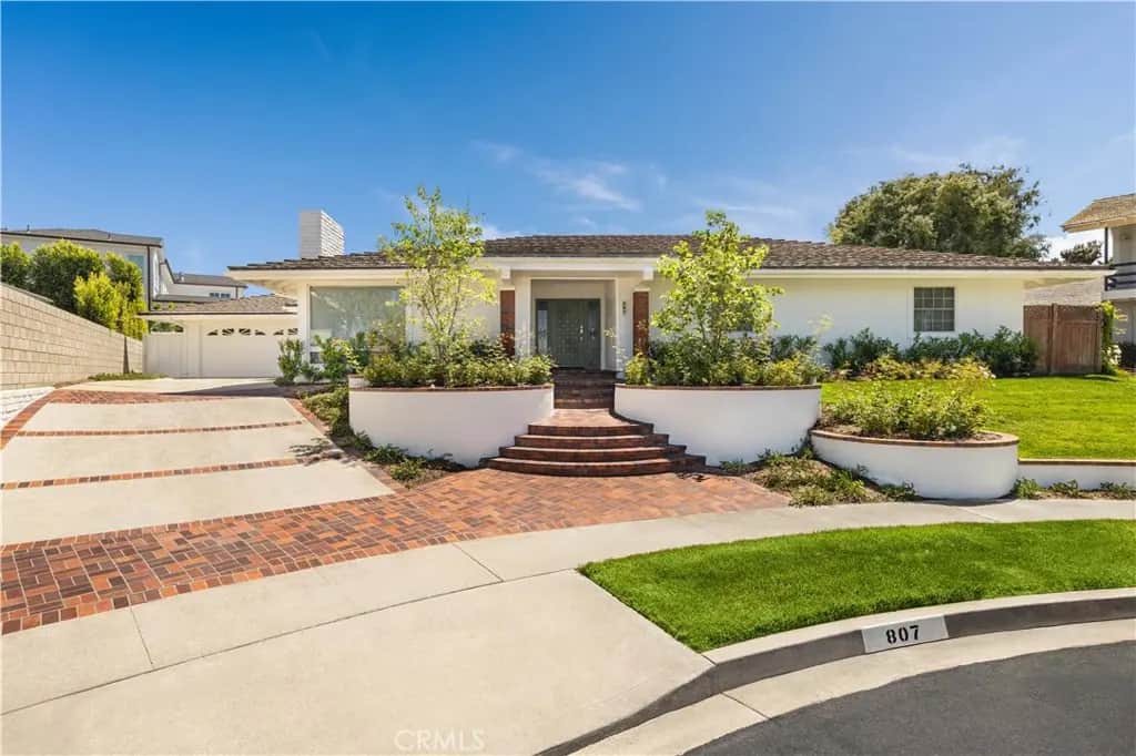 807 Aldebaran Circle, Newport Beach, CA — listing photo 1