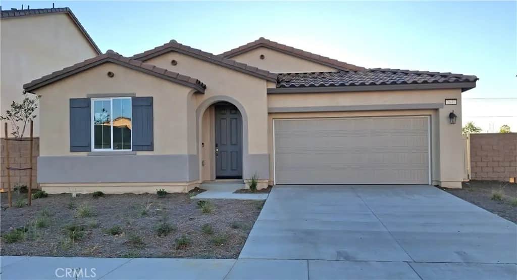 2631 Moonshimmer Street, Hemet, CA — listing photo 1