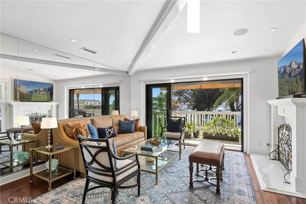 1030 Bayside Cove 702, Newport Beach, CA — listing photo 1
