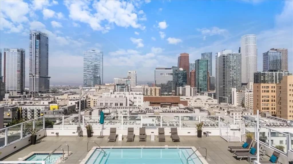 939 S Broadway 203, Los Angeles, CA — listing photo 1
