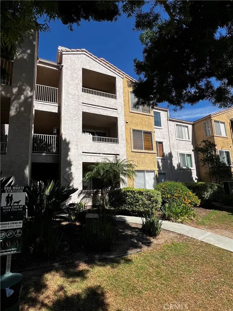2380 Del Mar Way 206, Corona, CA — listing photo 1