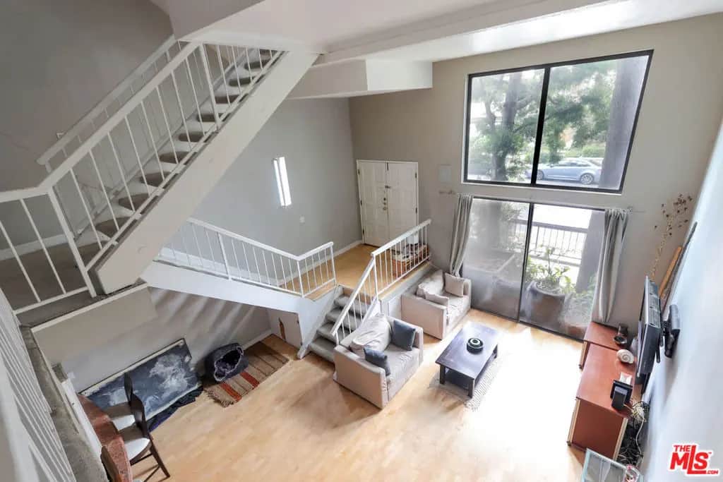 11753 Mayfield Avenue 7, Los Angeles, CA — listing photo 1