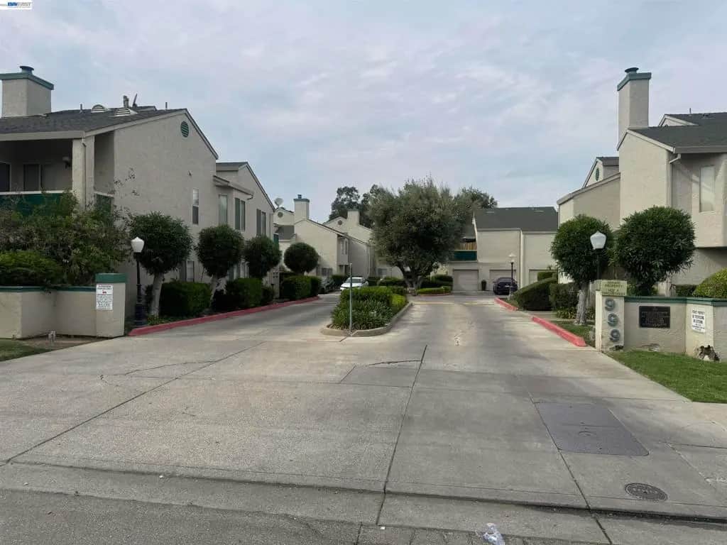 999 Porter Ave 30, Stockton, CA — listing photo 1