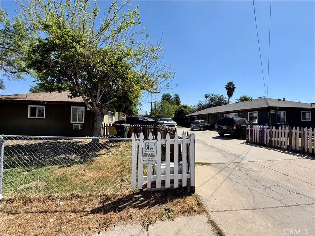 7229 Sterling, San Bernardino, CA — listing photo 1