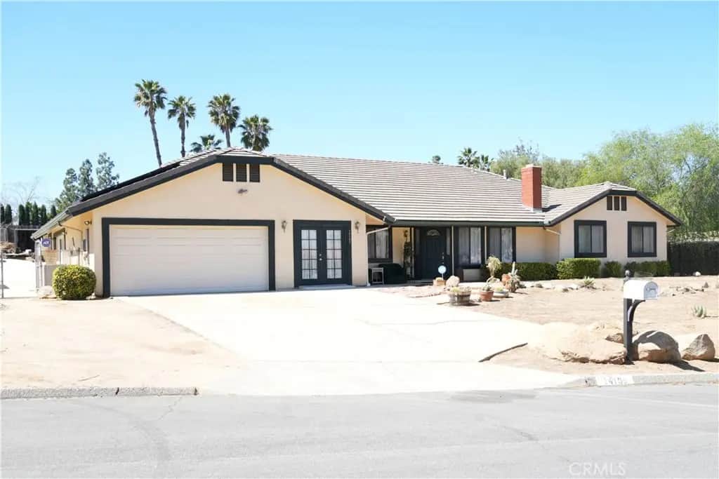 14105 Camino Del Oro, Riverside, CA — listing photo 1