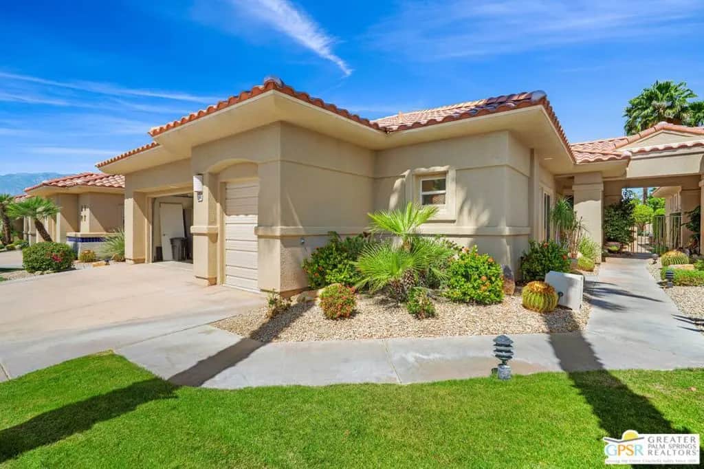 154 Kavenish Drive, Rancho Mirage, CA — listing photo 1
