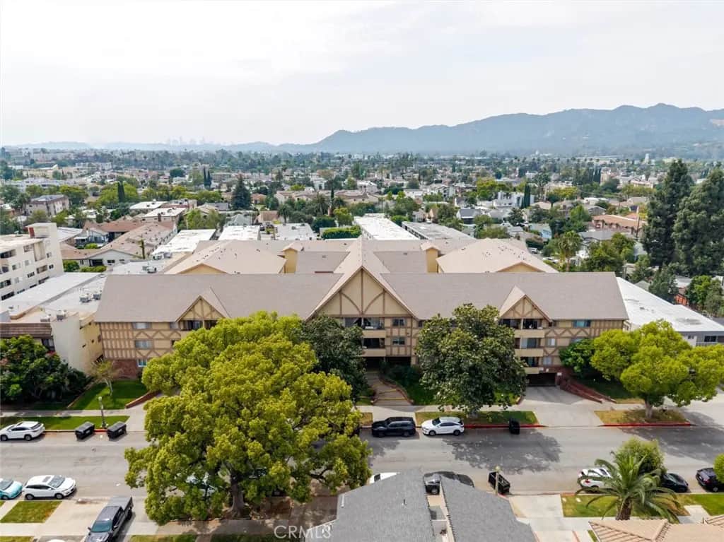 600 W Stocker Street 319, Glendale, CA — listing photo 1