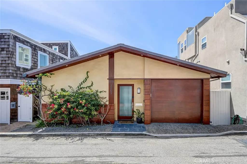 3205 Bayview Drive, Manhattan Beach, CA — listing photo 1