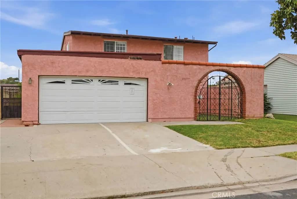 20215 Tajuata Ave, Carson, CA — listing photo 1