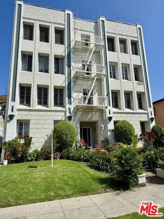 218 S Tower Drive, Beverly Hills, CA — listing photo 1