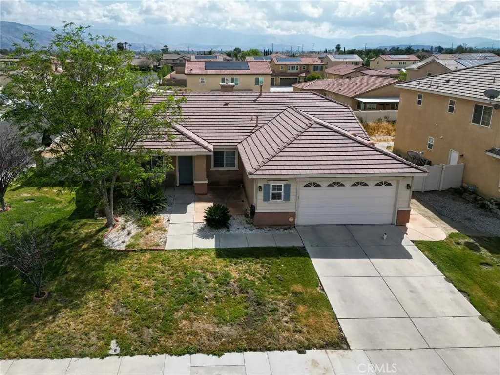 605 Wildrose, San Jacinto, CA — listing photo 1