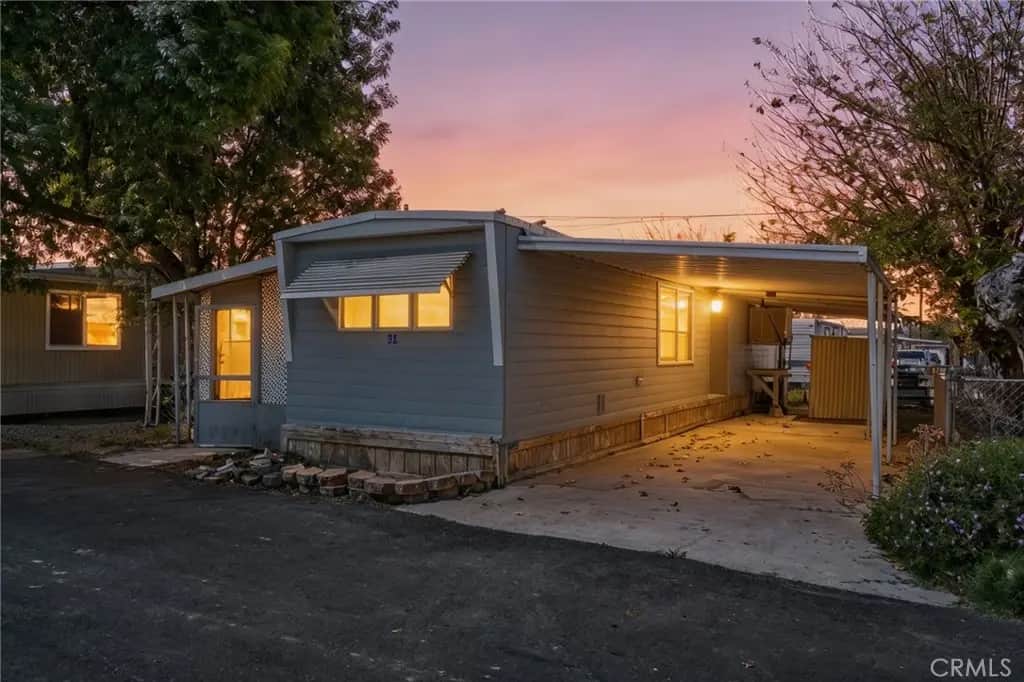 2150 S San Jacinto Avenue 31, San Jacinto, CA — listing photo 1