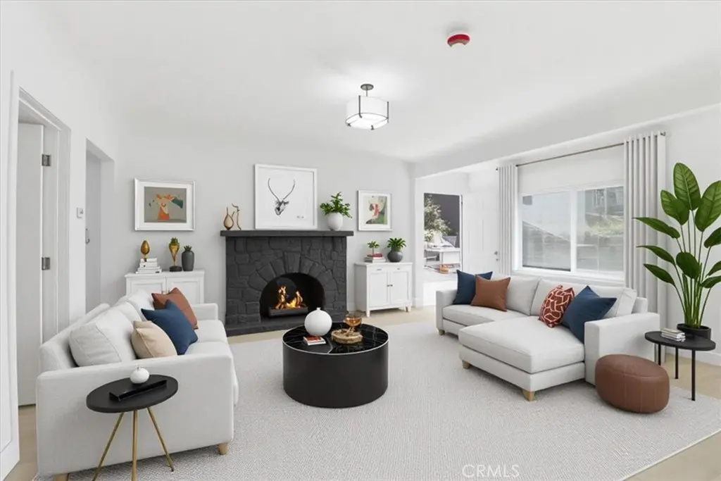 527 Clifton, Los Angeles, CA — listing photo 1
