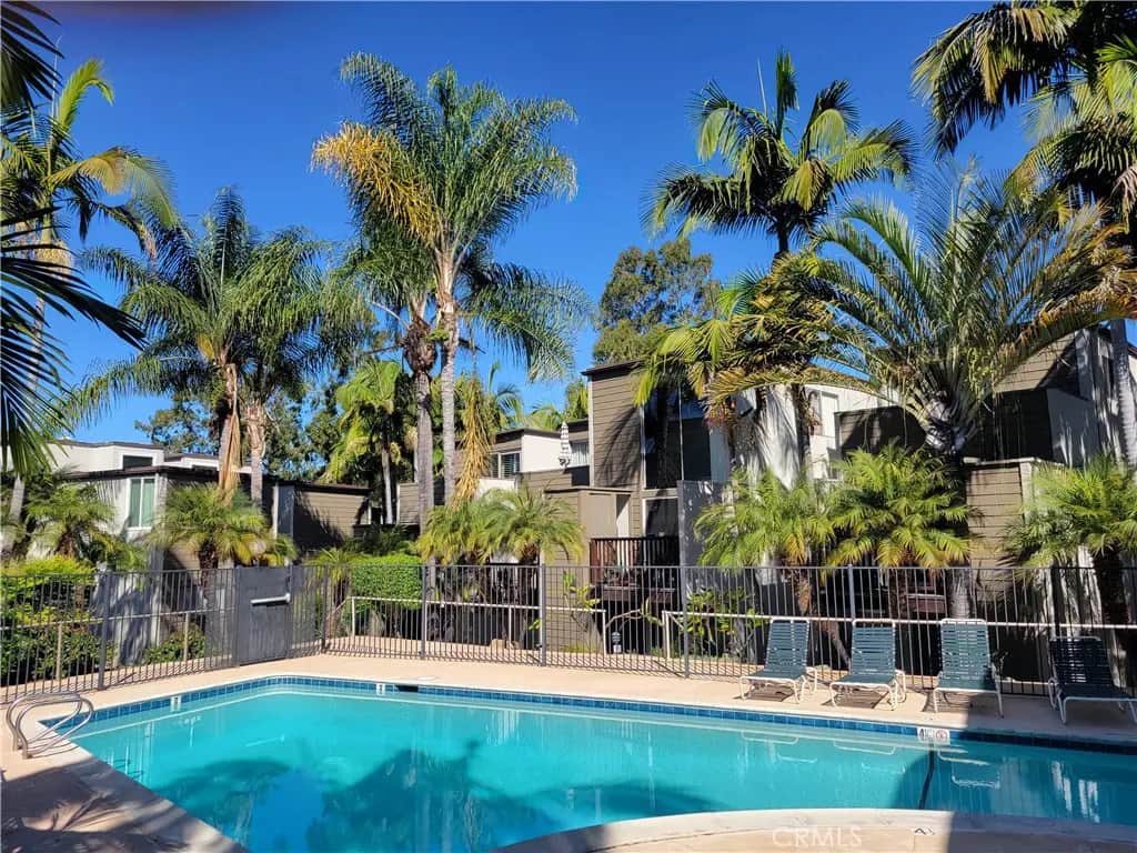 4545 Collwood Boulevard 19, San Diego, CA — listing photo 1