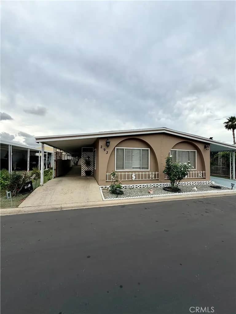 601 N Kirby 293, Hemet, CA — listing photo 1