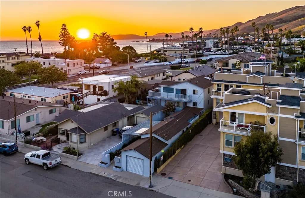 351 San Luis Ave, Pismo Beach, CA — listing photo 1