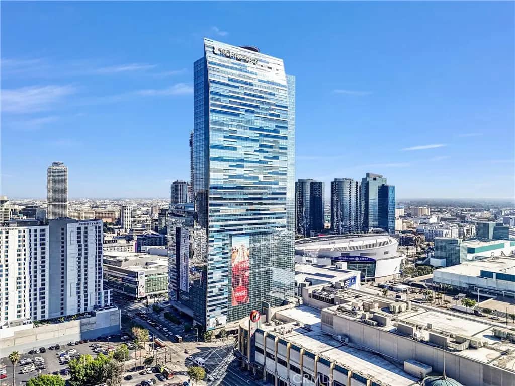 900 W Olympic Boulevard 50A, Los Angeles, CA — listing photo 1