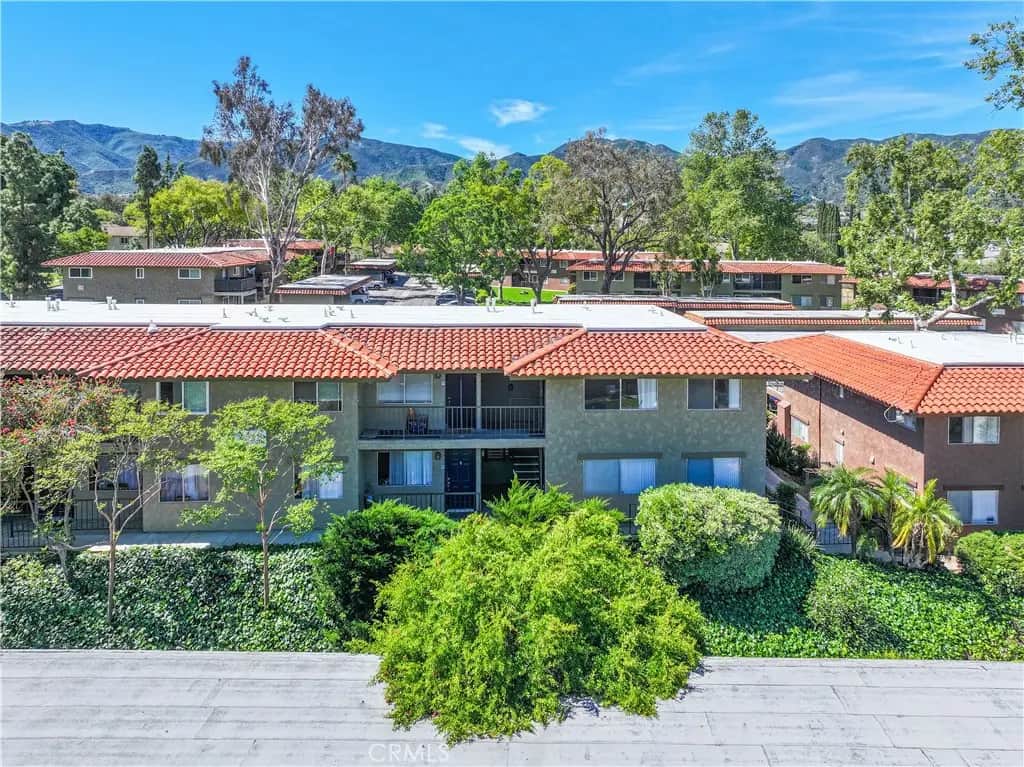 1518 Border G, Corona, CA — listing photo 1