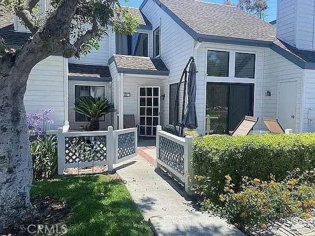 41 Fallingstar 28, Irvine, CA — listing photo 1