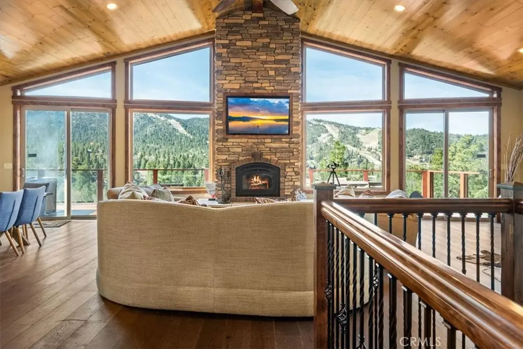 43565 Wolf, Big Bear Lake, CA — listing photo 1