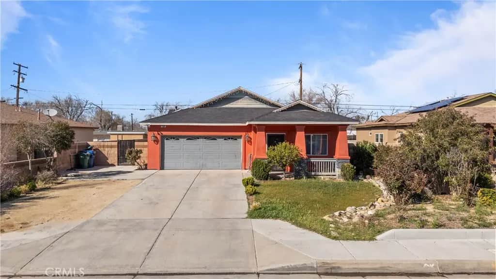 1329 W Ave I, Lancaster, CA — listing photo 1