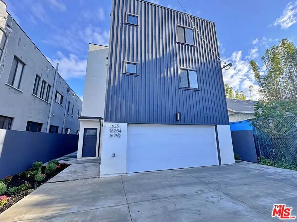 1625 W 37th Place, Los Angeles, CA — listing photo 1