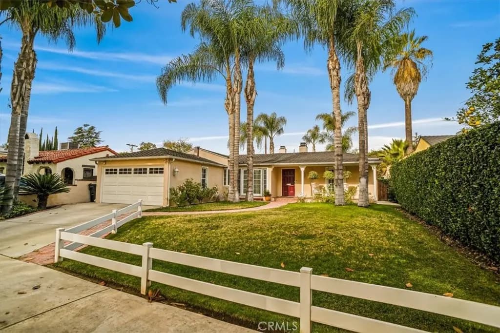 10419 Bloomfield Street, Toluca Lake, CA — listing photo 1