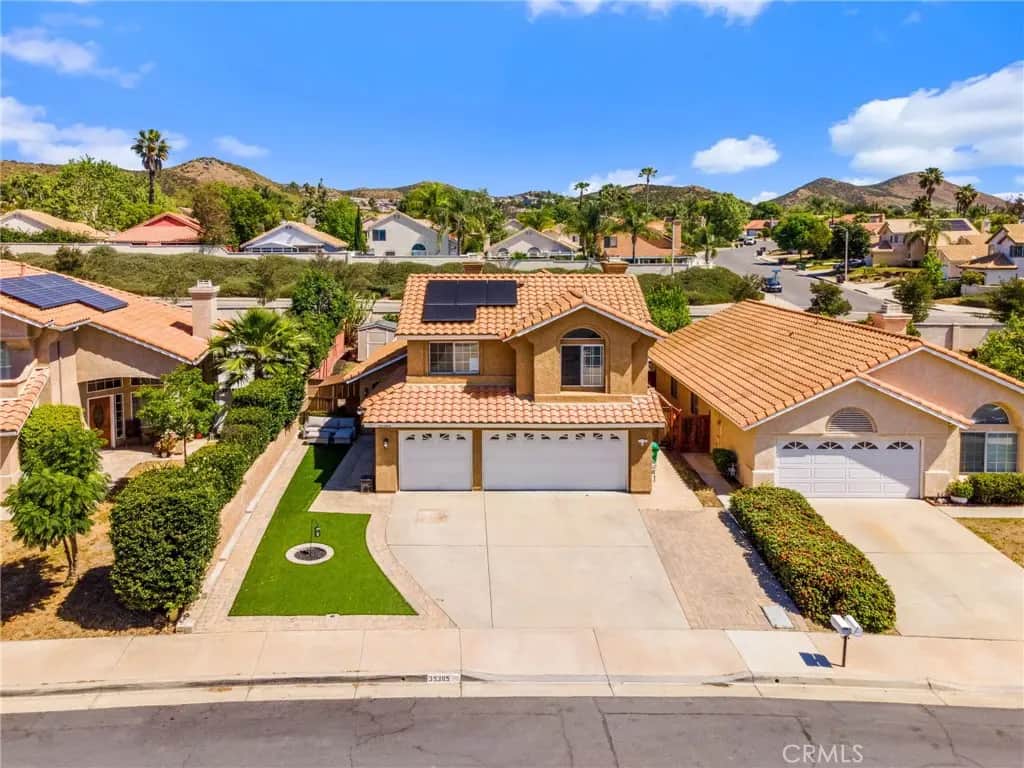 39385 Calle San Clemente, Murrieta, CA — listing photo 1