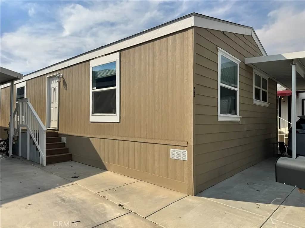 32900 Riverside 53, Lake Elsinore, CA — listing photo 1