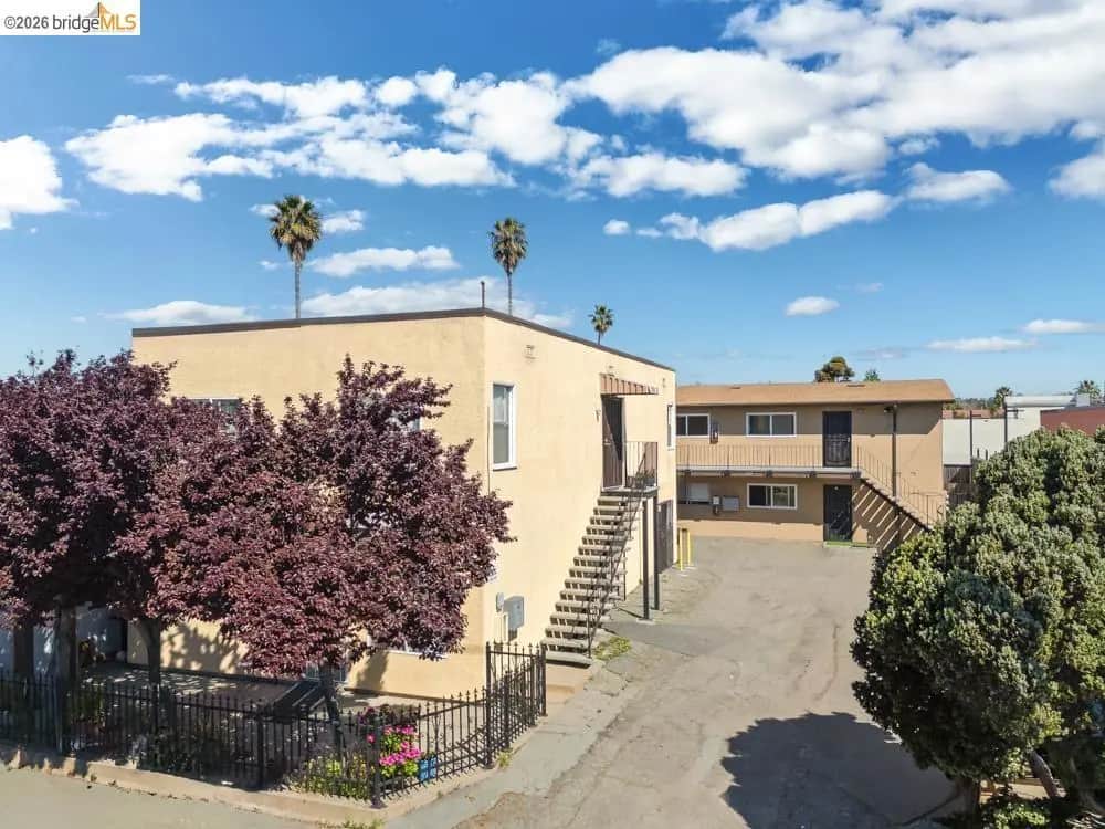 2215 Dover Ave, San Pablo, CA — listing photo 1