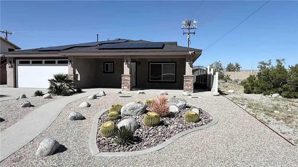 60242 Palm Oasis, Palm Springs, CA — listing photo 1